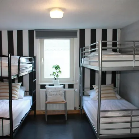 Für 12 Personen Sauna Garten Garage Hund Ferienhaus