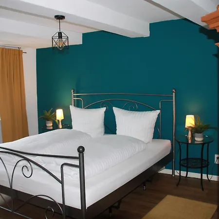 Für 12 Personen Sauna Garten Garage Hund * Winterberg